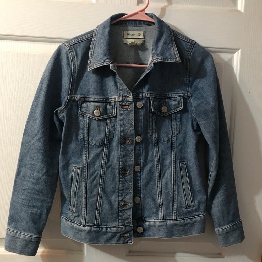 Madewell denim jacket size small